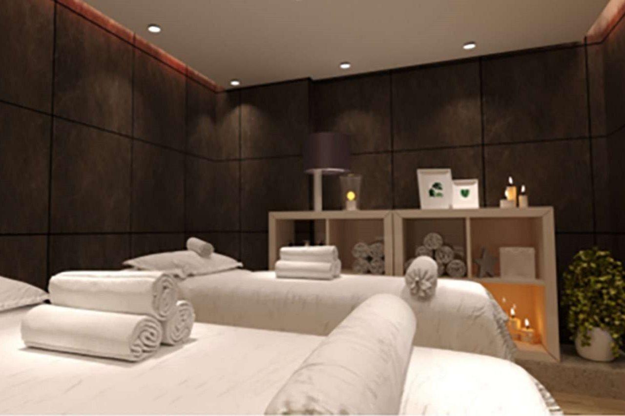 Henry Resort And Spa Durrës Exteriör bild